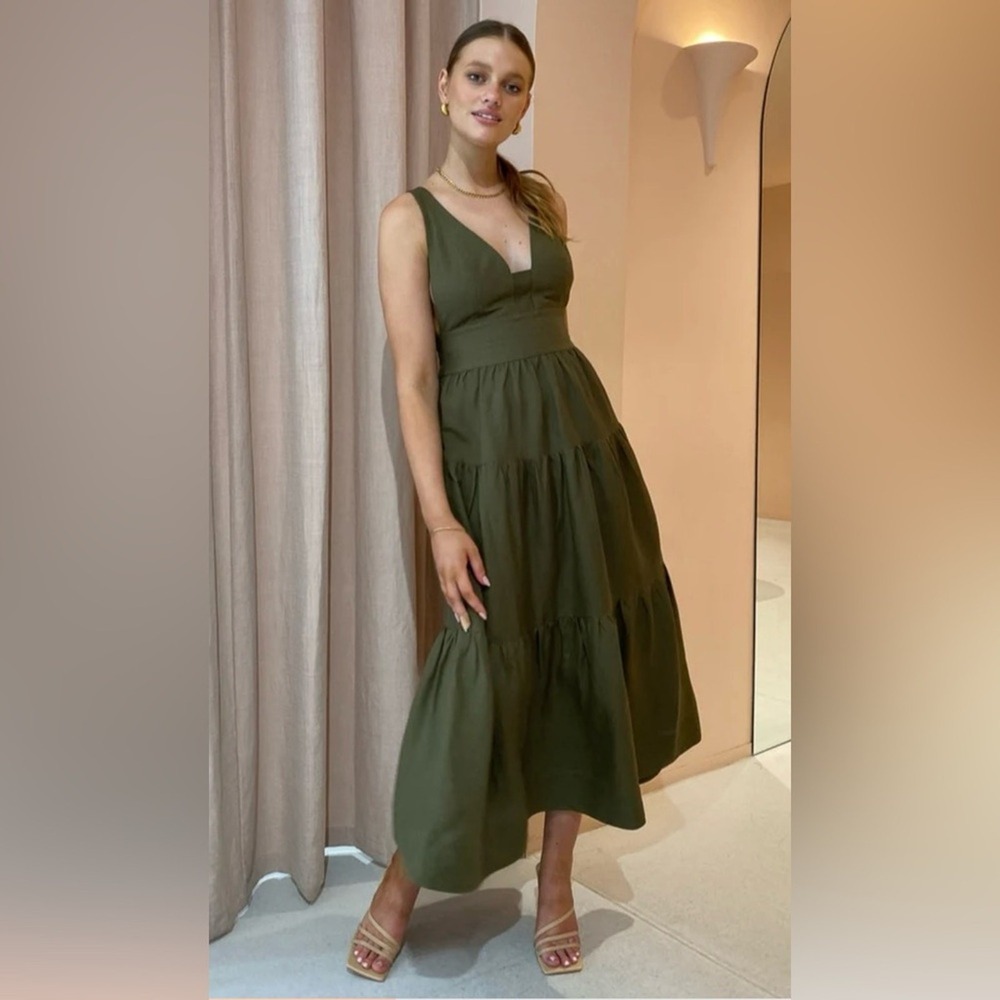 Shona Joy‎ Linen Juliana Plunged Cross Back Midi Dress In Forest size 4